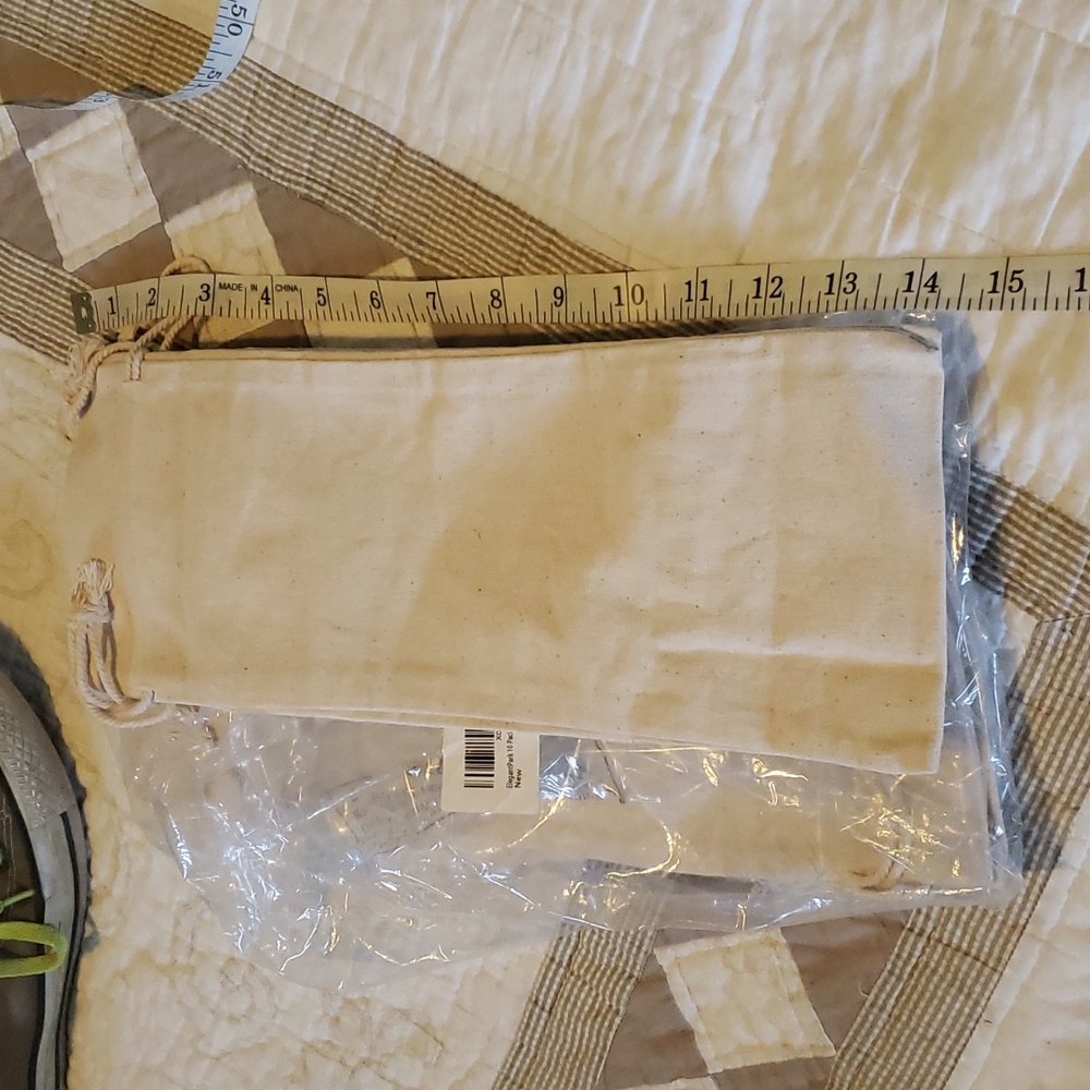 Nwt Bundle of 5 gift bags. Linen material. Can be personalized as u see fit